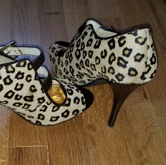MICHAEL KORS Calf Hair Heels /w dust bag - Picture 8 of 8